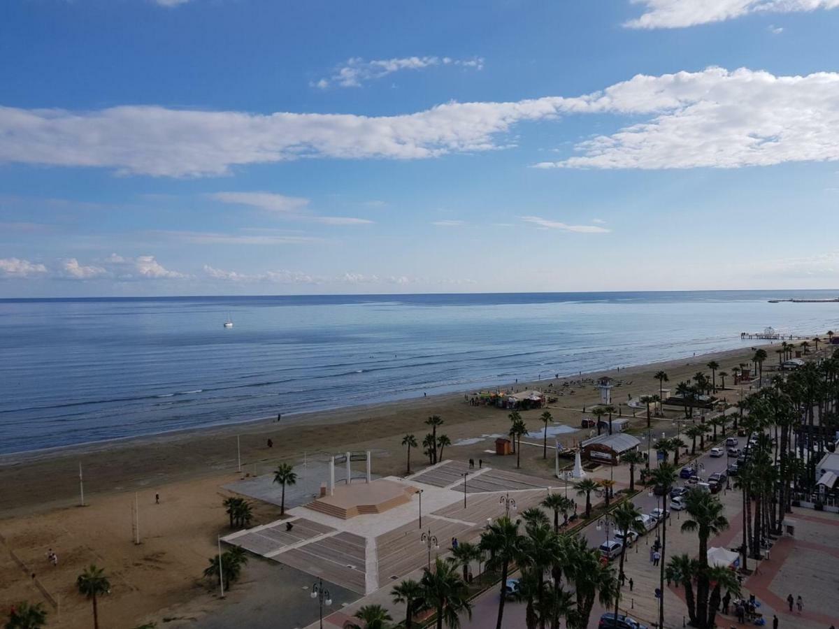 Finikoudes Luxury Apartments Larnaca Buitenkant foto