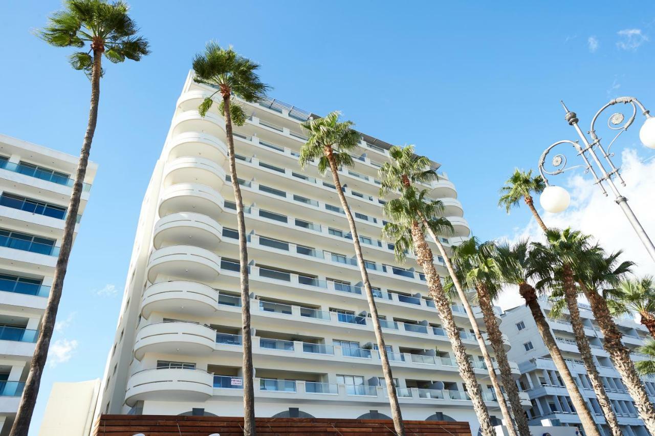 Finikoudes Luxury Apartments Larnaca Buitenkant foto